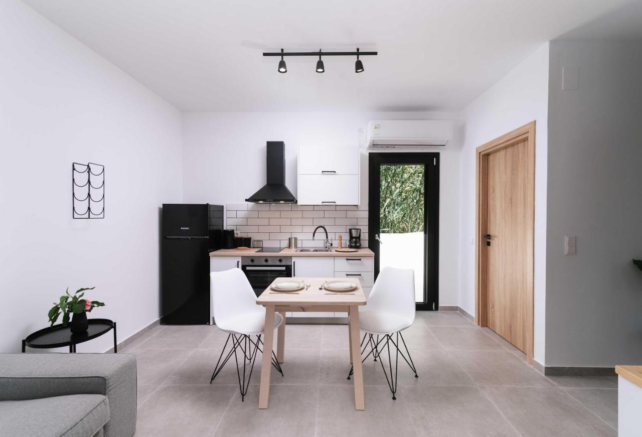 Euphoria Luxury Apartment Матала Екстериор снимка