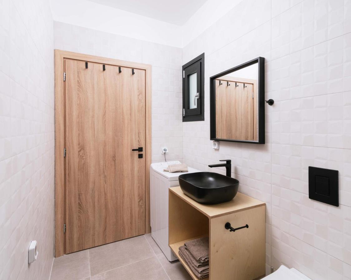 Euphoria Luxury Apartment Матала Екстериор снимка
